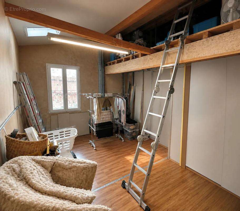Maison 80 m2 rénovée avec annexe de 40m2 négociable - photo 8
