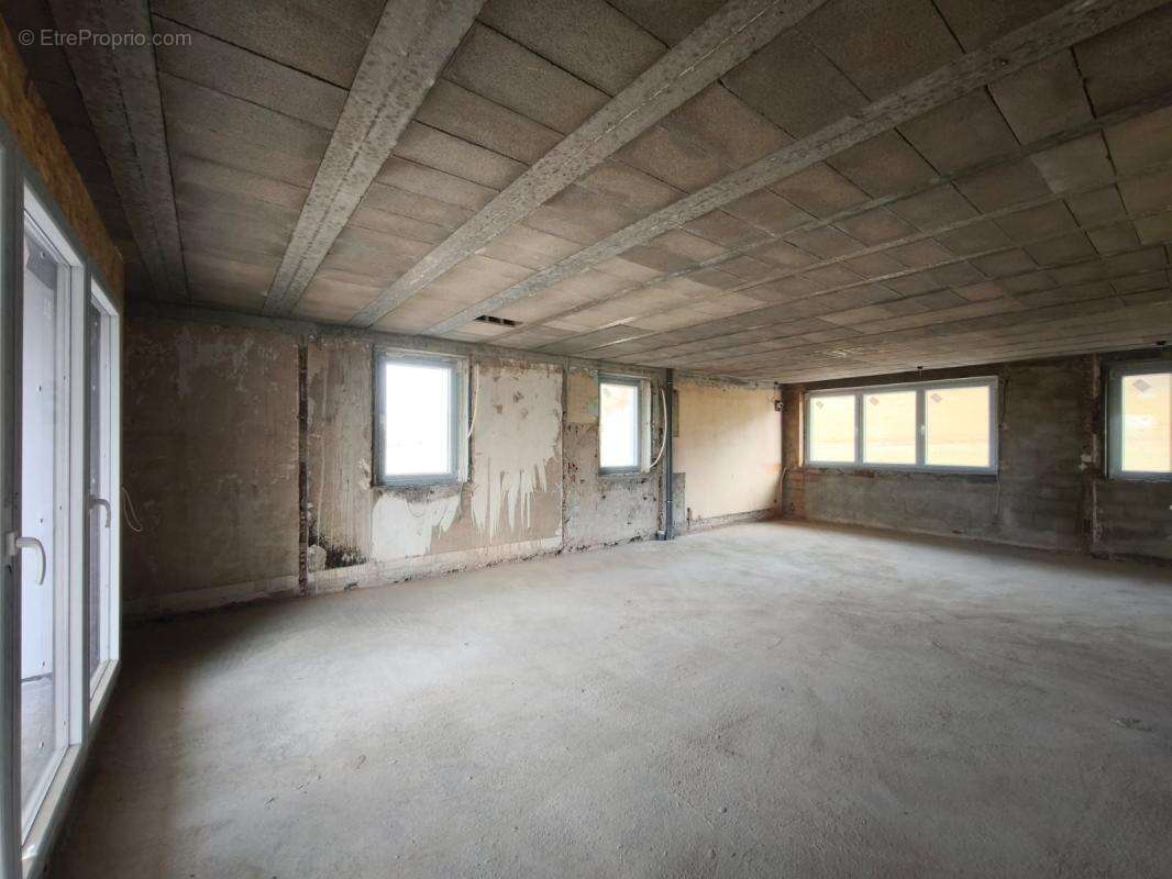 Appartement type 4 –  67,09m² – Dans bâtiment entièrement rénové - photo 7