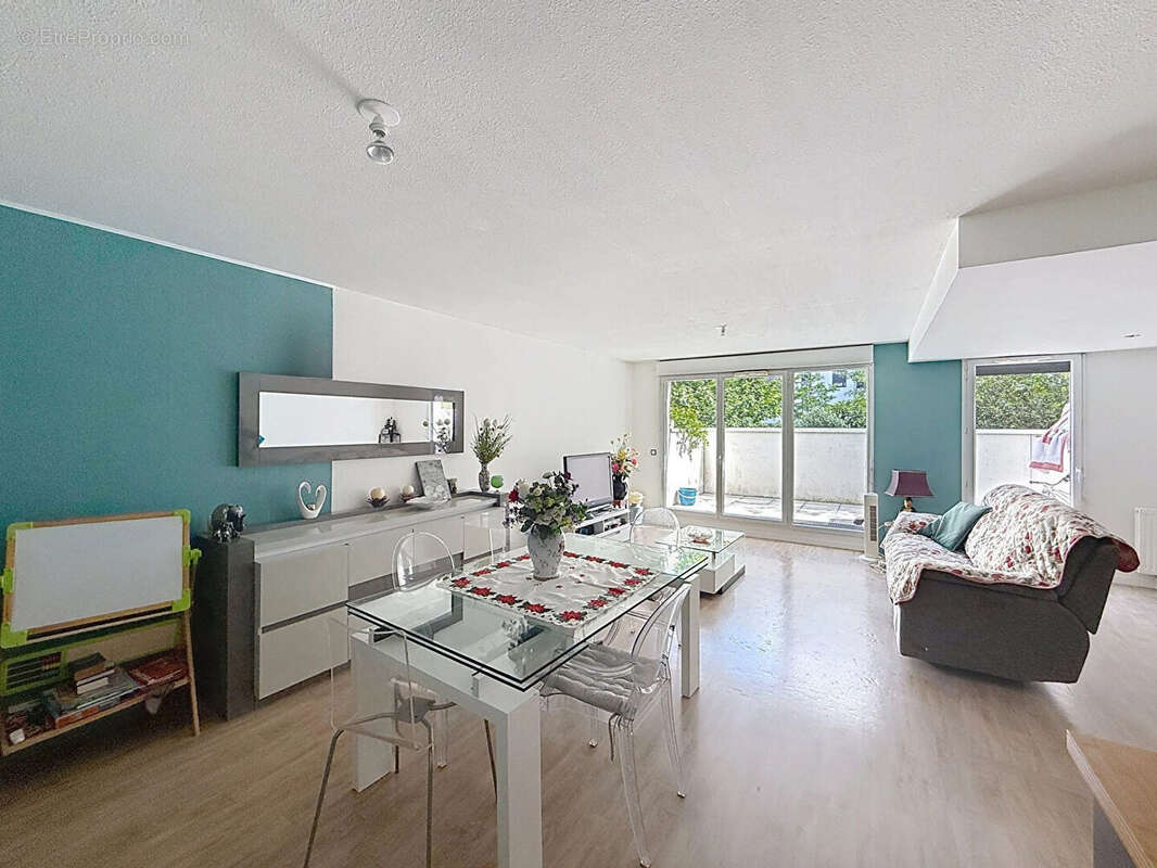 Appartement Lormont 3 pièce(s) Bis 94 m2 - photo 3