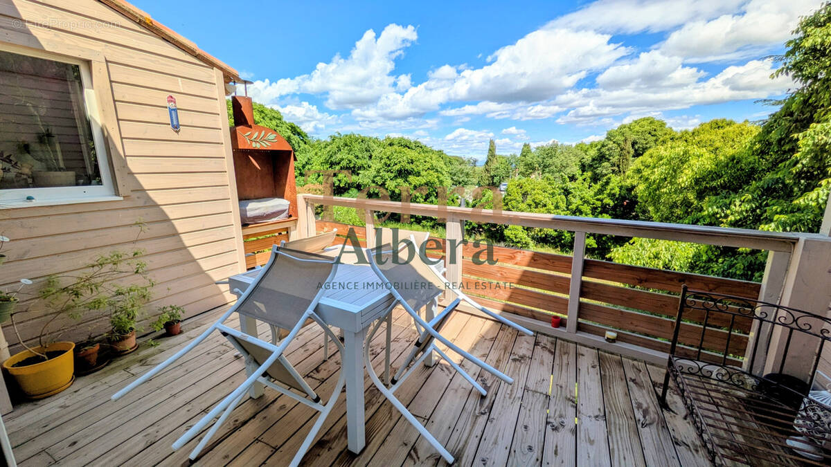 SOREDE CENTRE Appartement avec Terrasse - photo 3