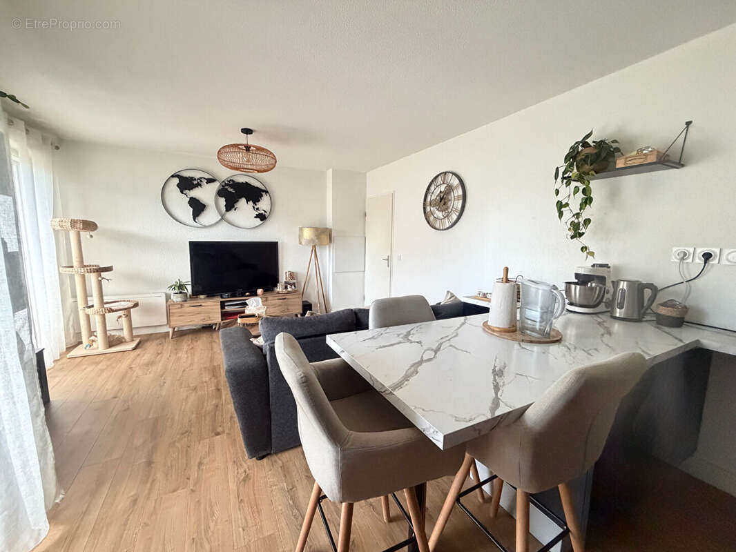 Appartement à BILLERE