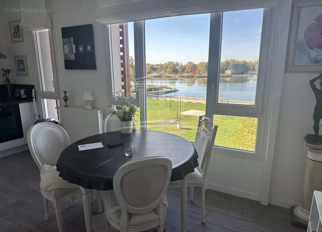 Appartement à MONTEUX