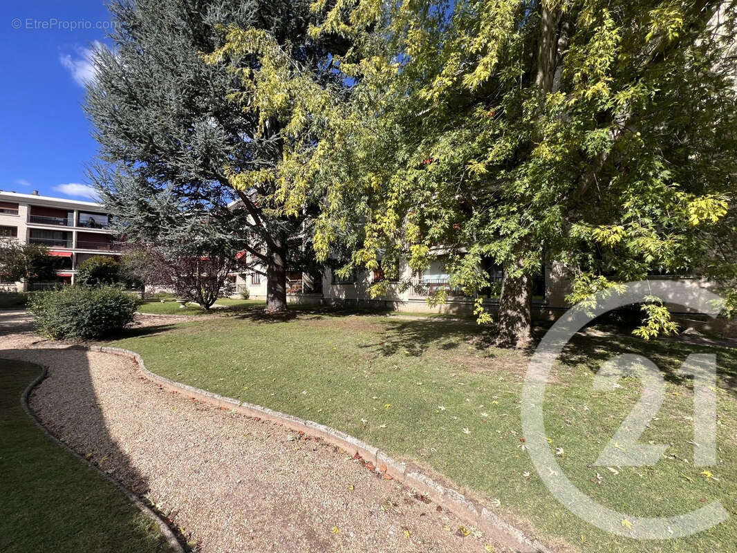 Appartement à FONTAINEBLEAU
