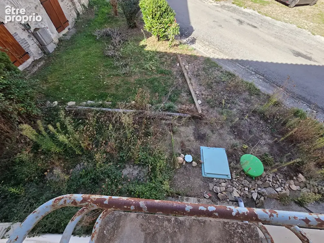 Maison de village de 92 m² avec 3 pièces ? Roziers-Saint-Georges - photo 11