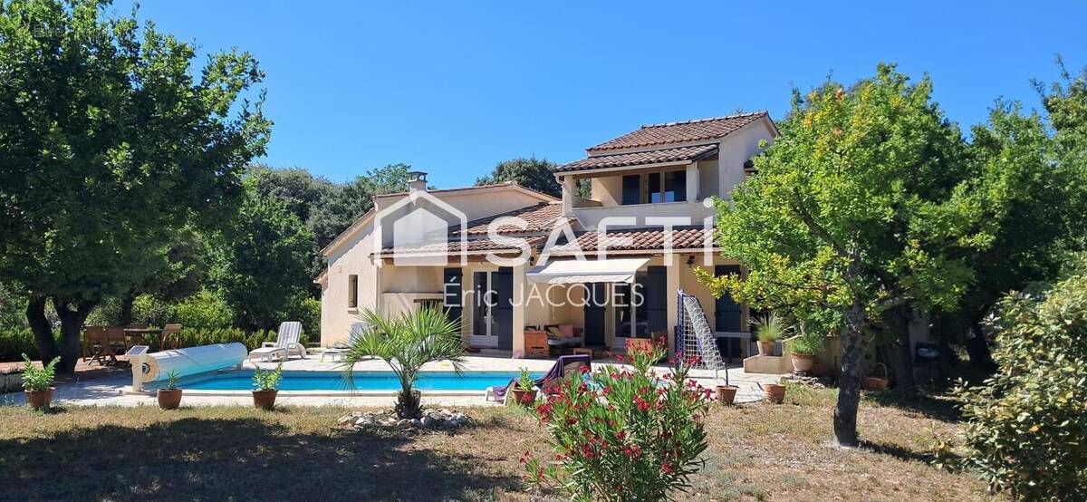 Photo 1 - Maison à ENTRECHAUX