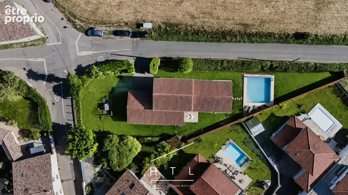 Maison familiale de 179 m2 avec piscine, jardin et double garage à Quincieux - photo 16