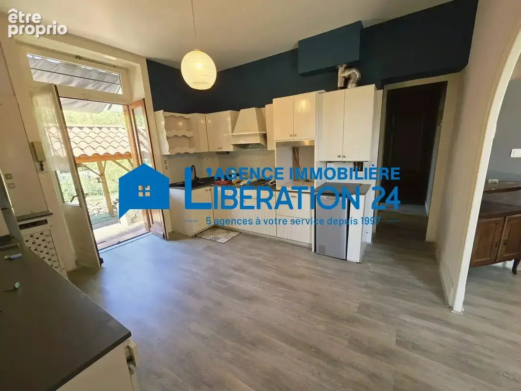 Maison familiale 200m² sur 957m² - photo 5