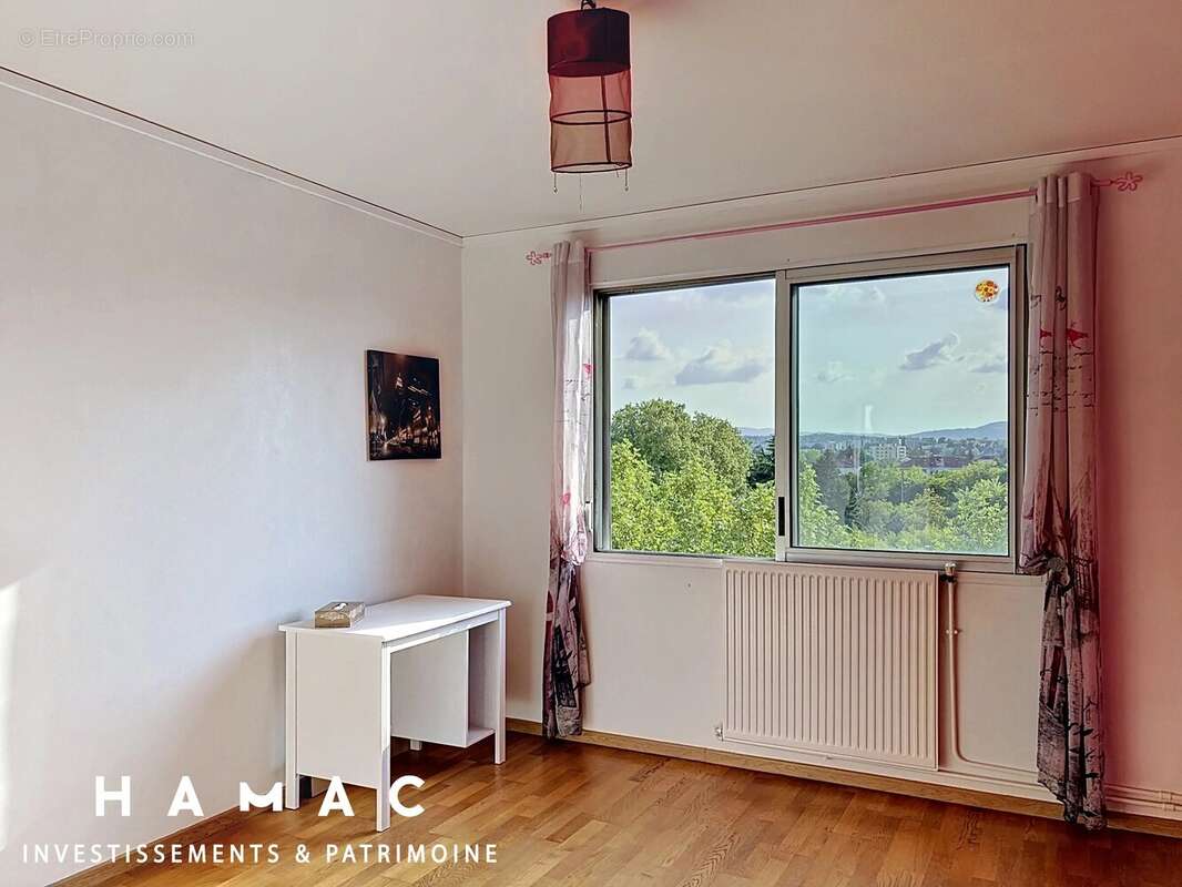 Appartement à TASSIN-LA-DEMI-LUNE