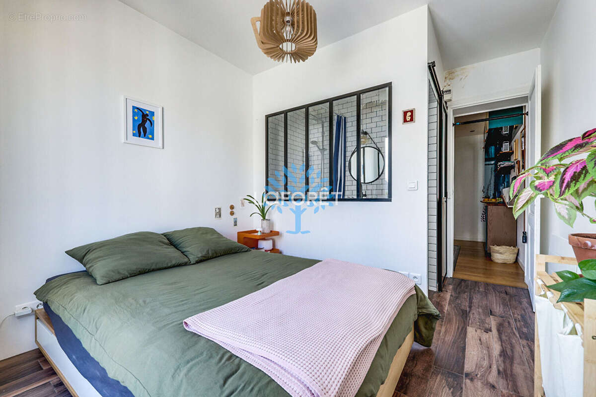 Appartement à PARIS-20E