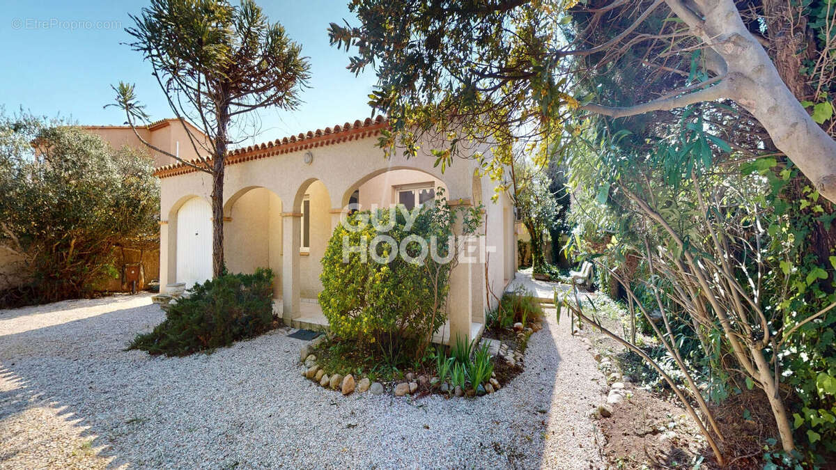 Maison à CANET-EN-ROUSSILLON