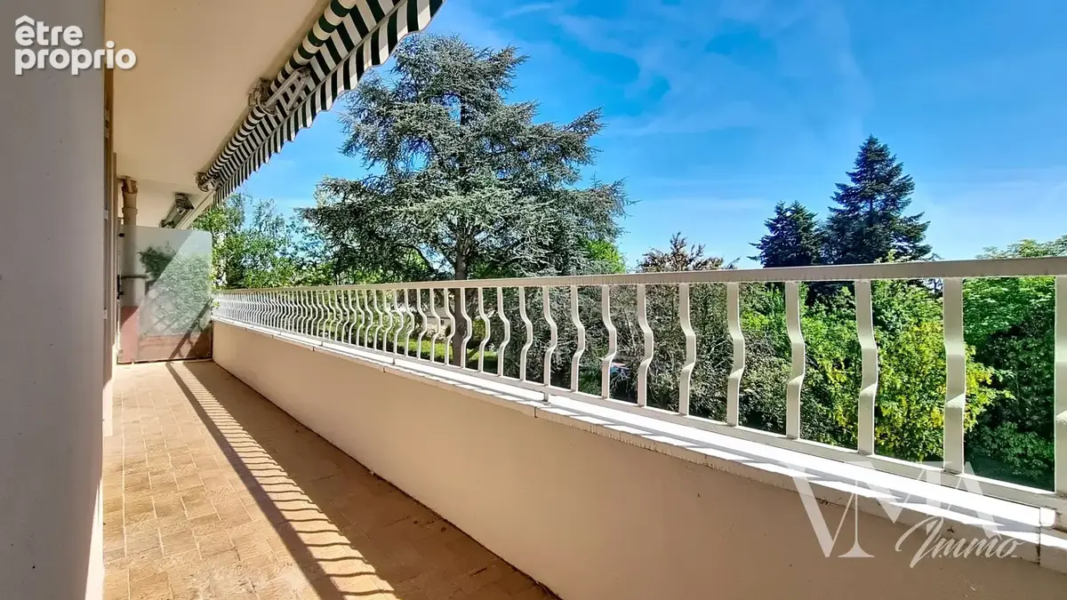 Champagne-au-mont-d'or   4 pièces 80 m2   traversant   balcon plein sud - photo 2