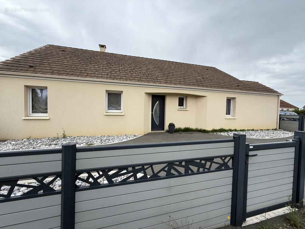 Maison à GUECELARD