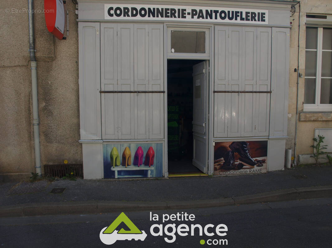 Commerce à COSNE-COURS-SUR-LOIRE