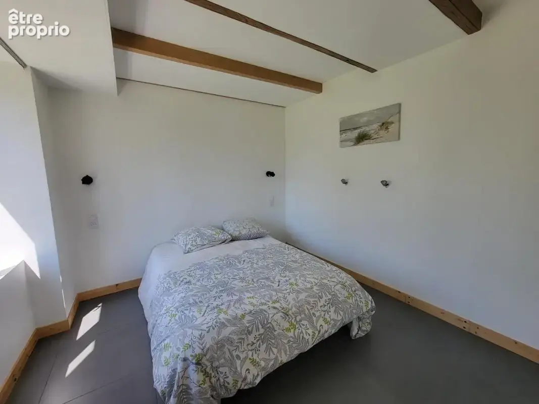Maison 65 m² à Le Saint  - photo 8