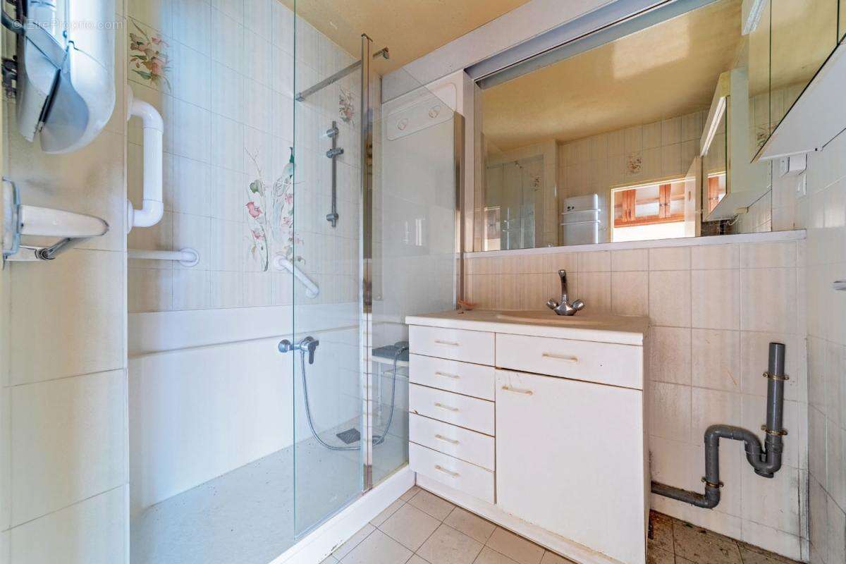 Appartement à LE PLESSIS-ROBINSON