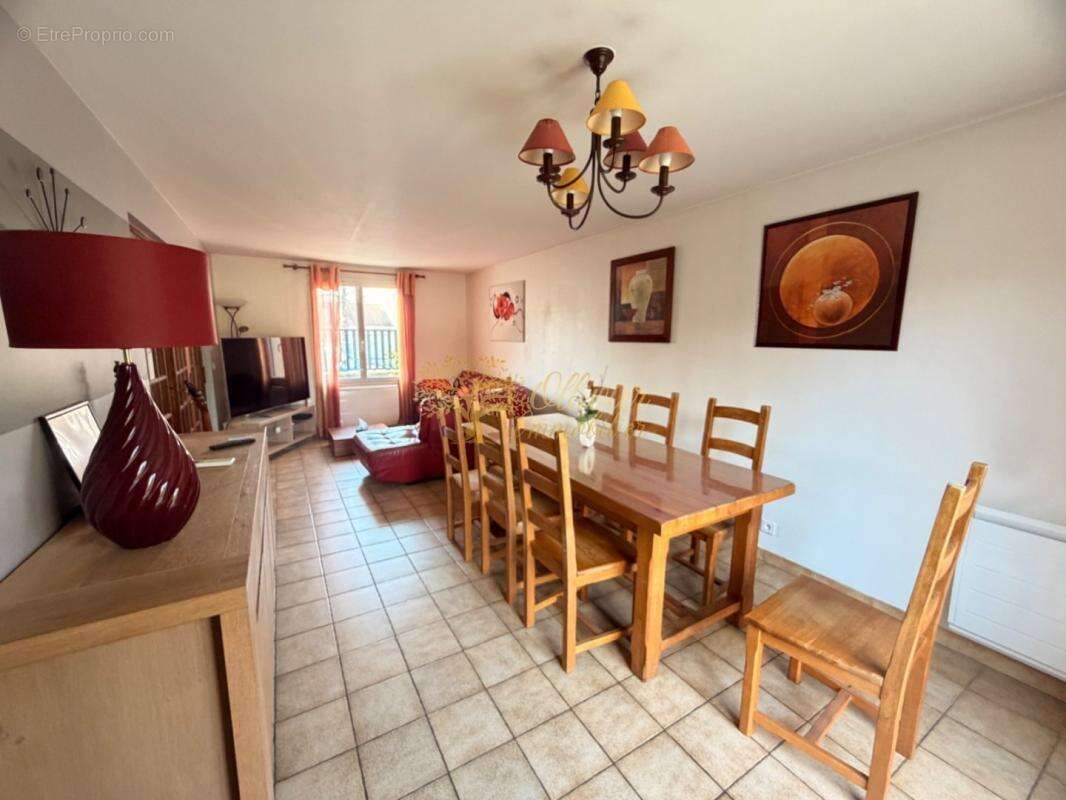 Maison à PONTAULT-COMBAULT