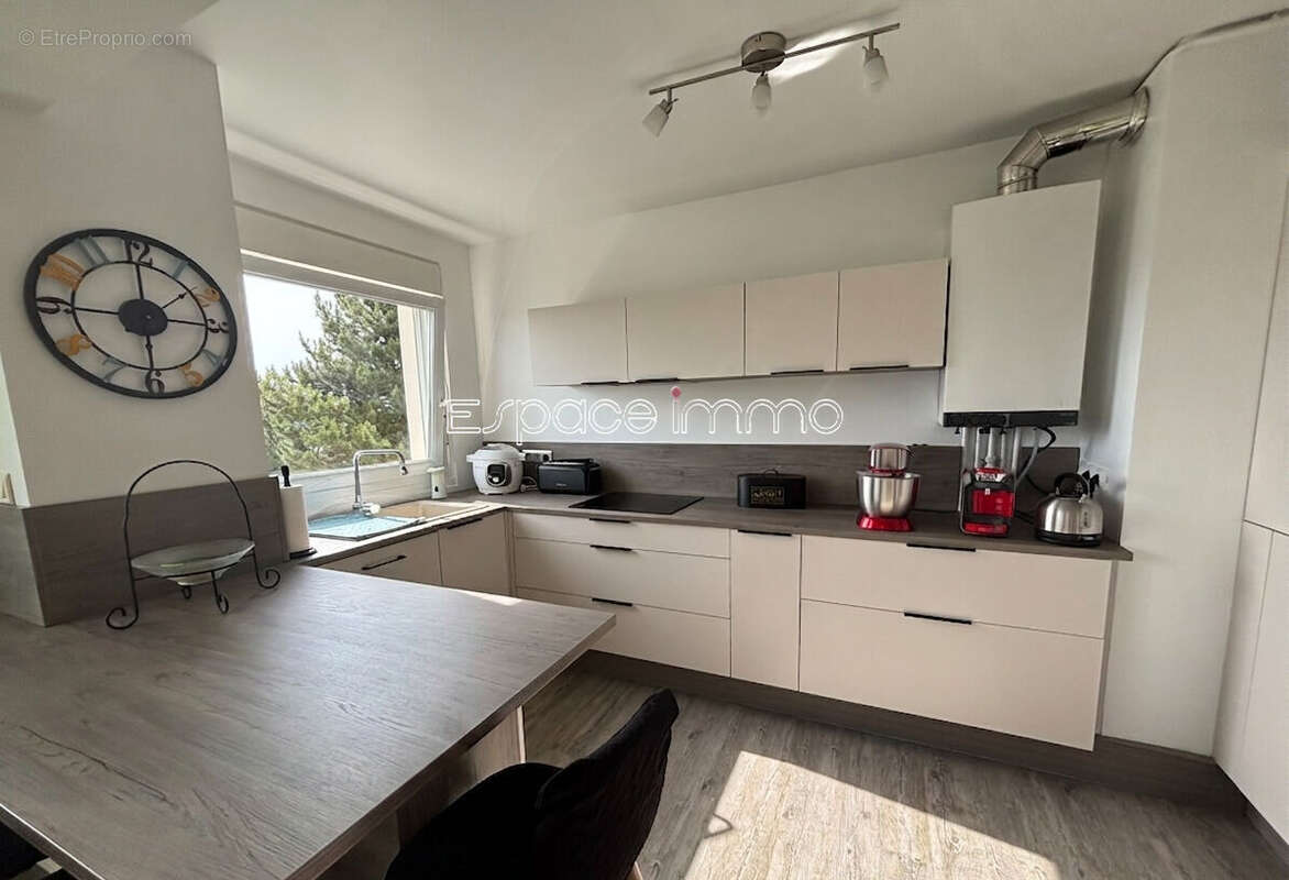 Appartement à DEVILLE-LES-ROUEN