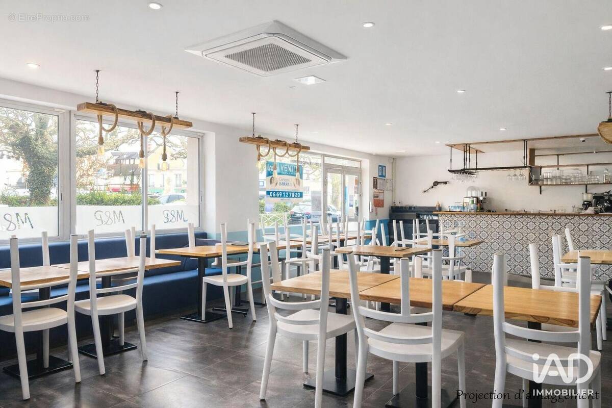 Photo 1 - Commerce à LONGJUMEAU