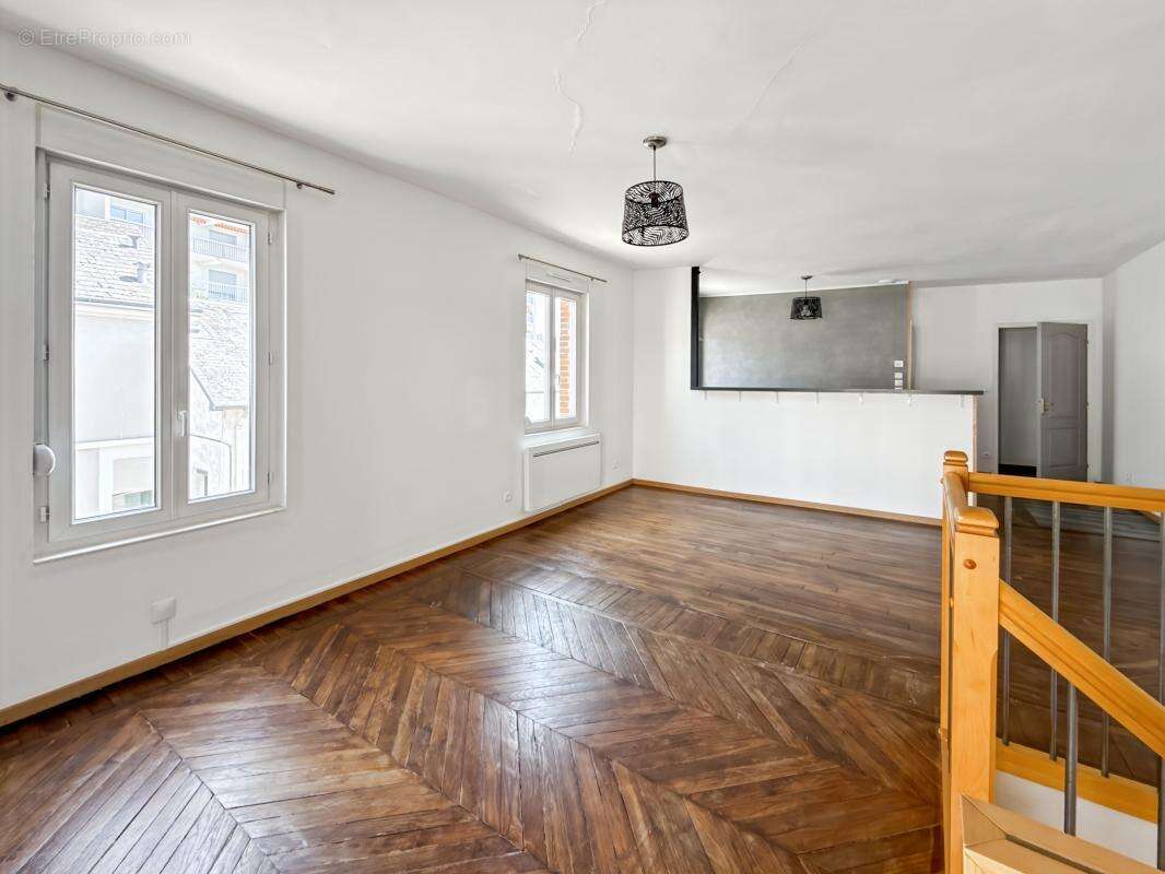 À vendre – Charmante maison en copropriété en centre-ville d’Orléans ! - photo 5