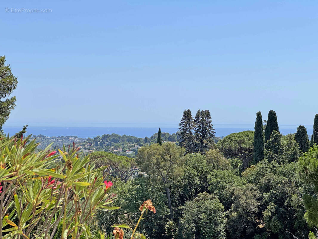 Vence - 2 pièces de 69,2 m2, terrasses de 22 m2 - Vue mer - photo 8