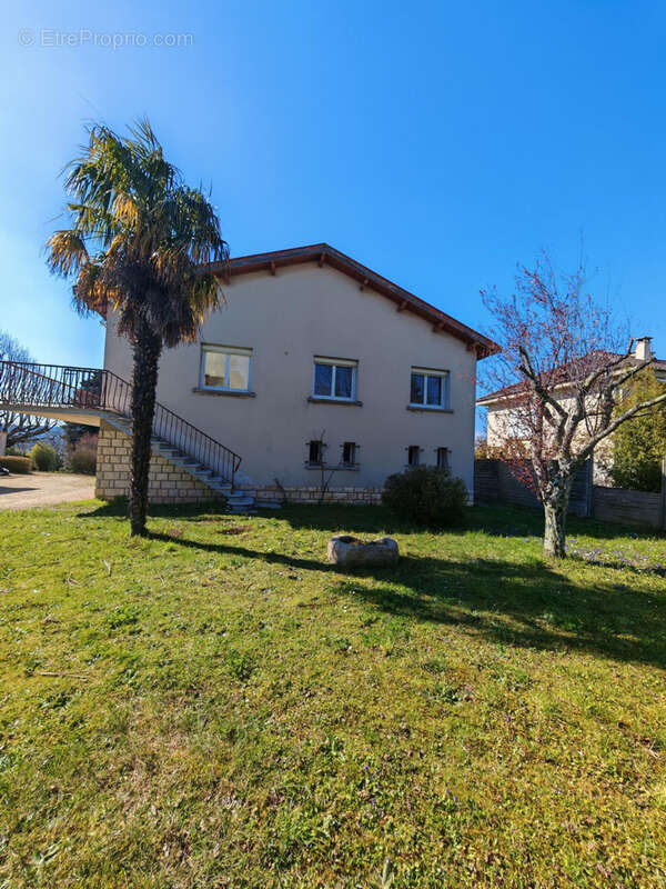 Maison à VERNOUX-EN-VIVARAIS