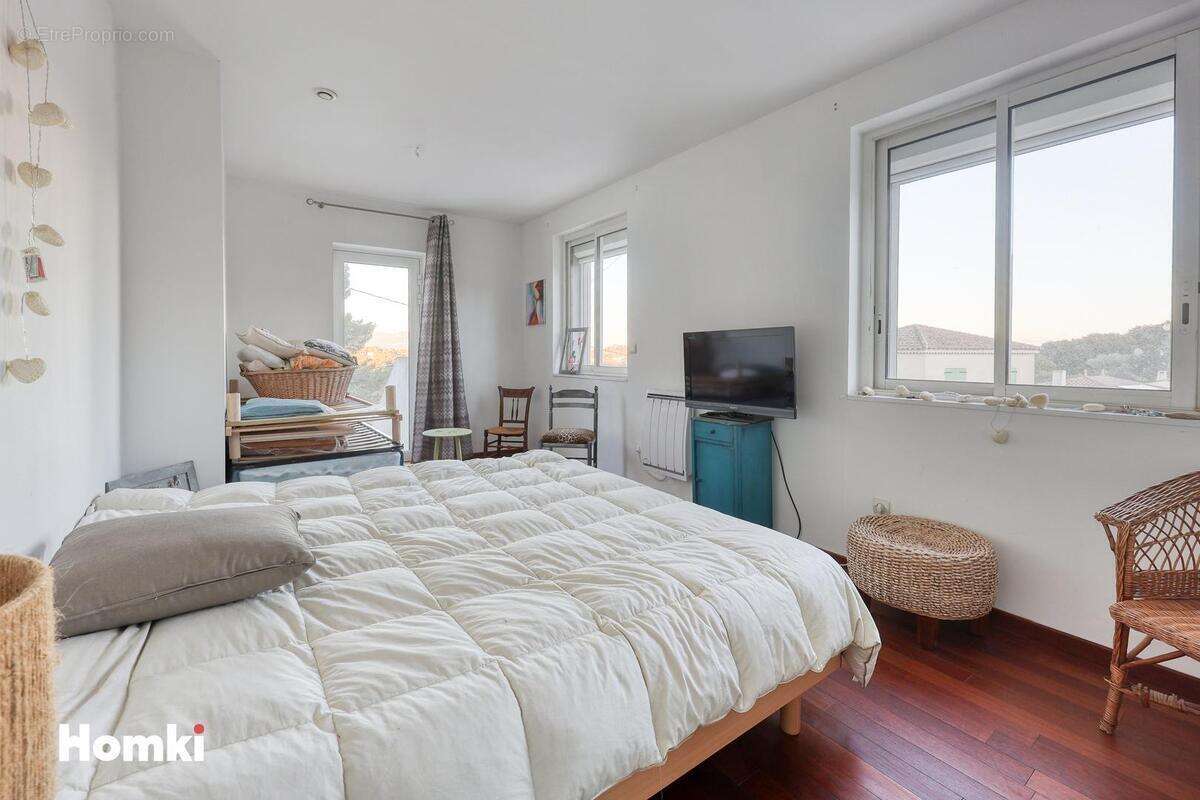 Maison à SIX-FOURS-LES-PLAGES