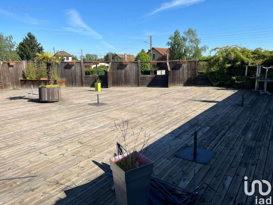 Photo 2 - Commerce à PESCHADOIRES