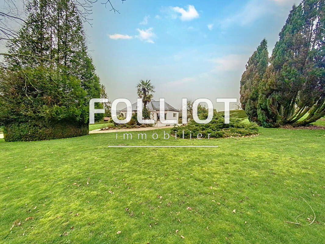 Maison à CHATILLON-EN-VENDELAIS