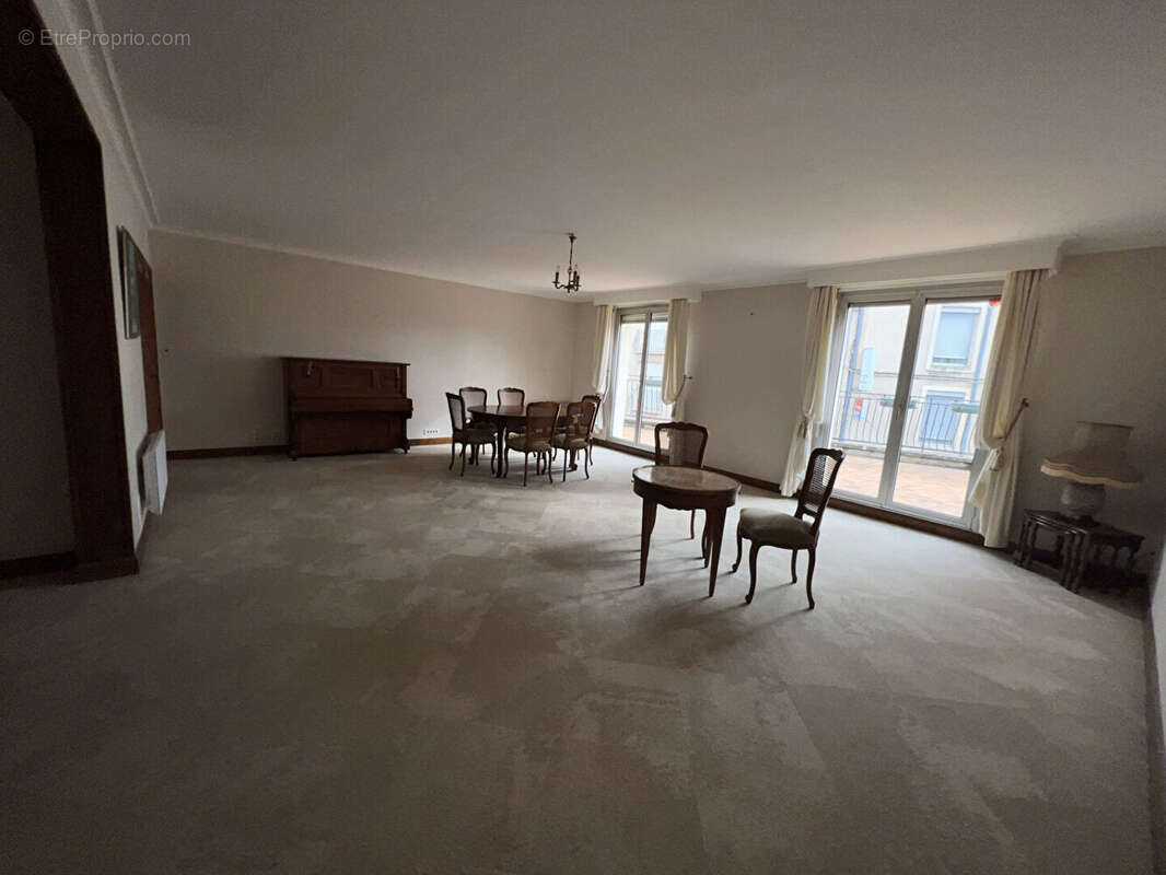 Superbe Appartement de 158 m² au Coeur de Paray le Monial - photo 2