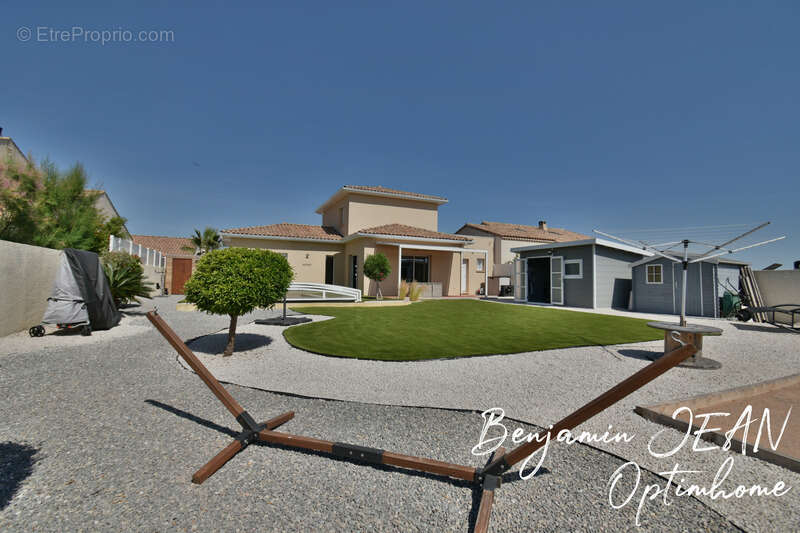 Villa contemporaine d'exception avec piscine chauffée et vue dégagée sur espace naturel - photo 6