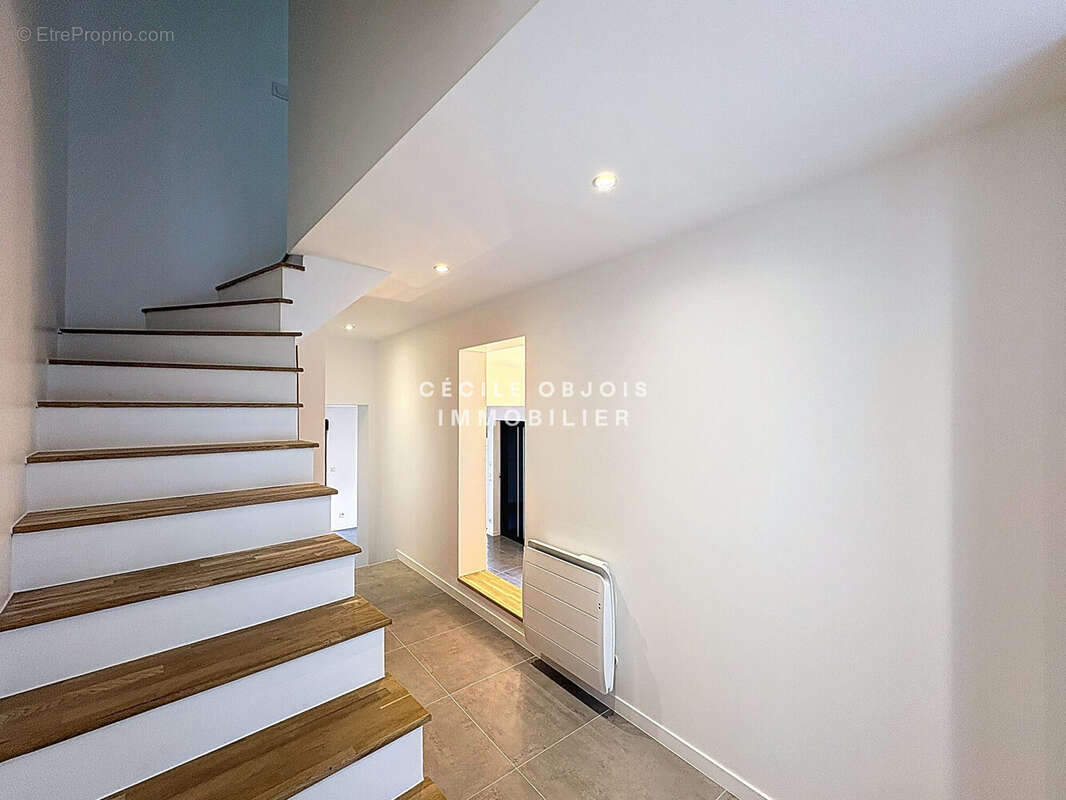 Maison à LE PERREUX-SUR-MARNE