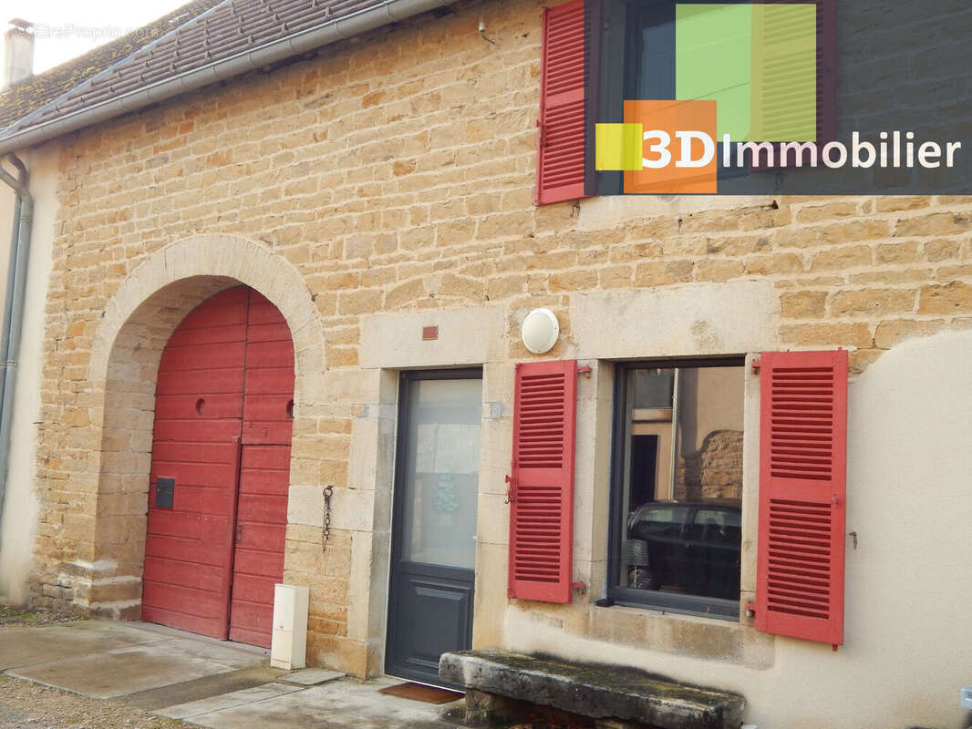 Photo 2 - Maison à LONS-LE-SAUNIER