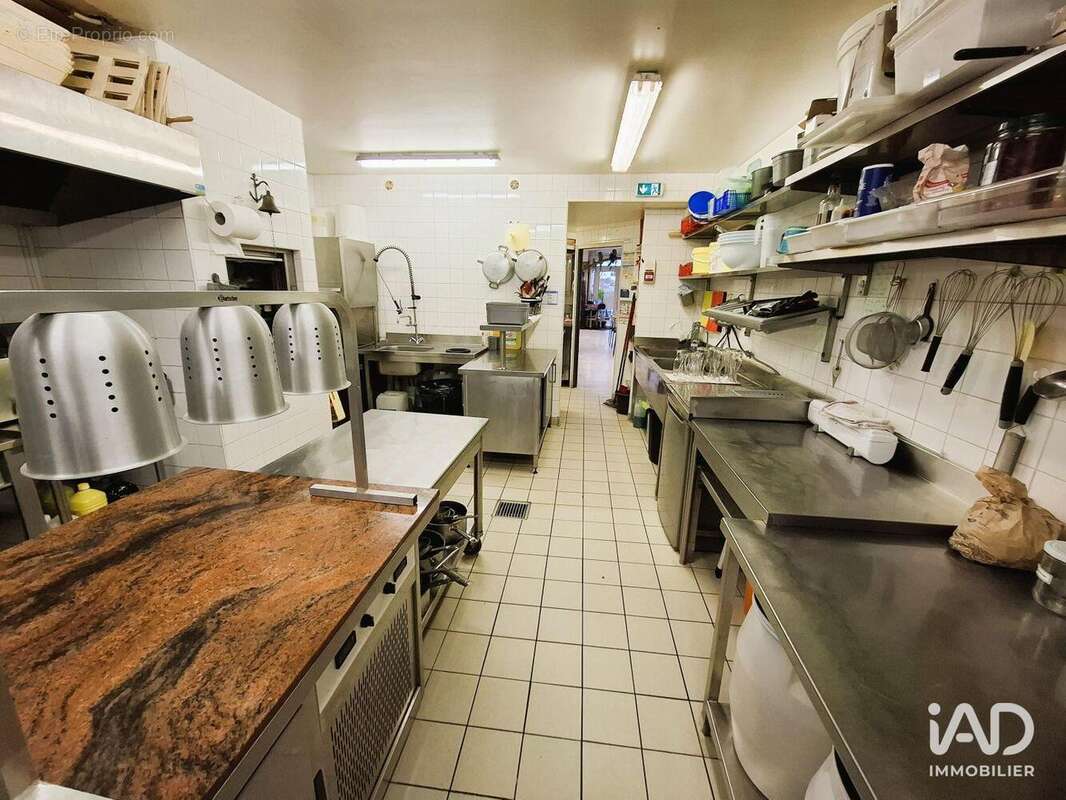 Photo 5 - Commerce à SAINT-VAAST-LA-HOUGUE