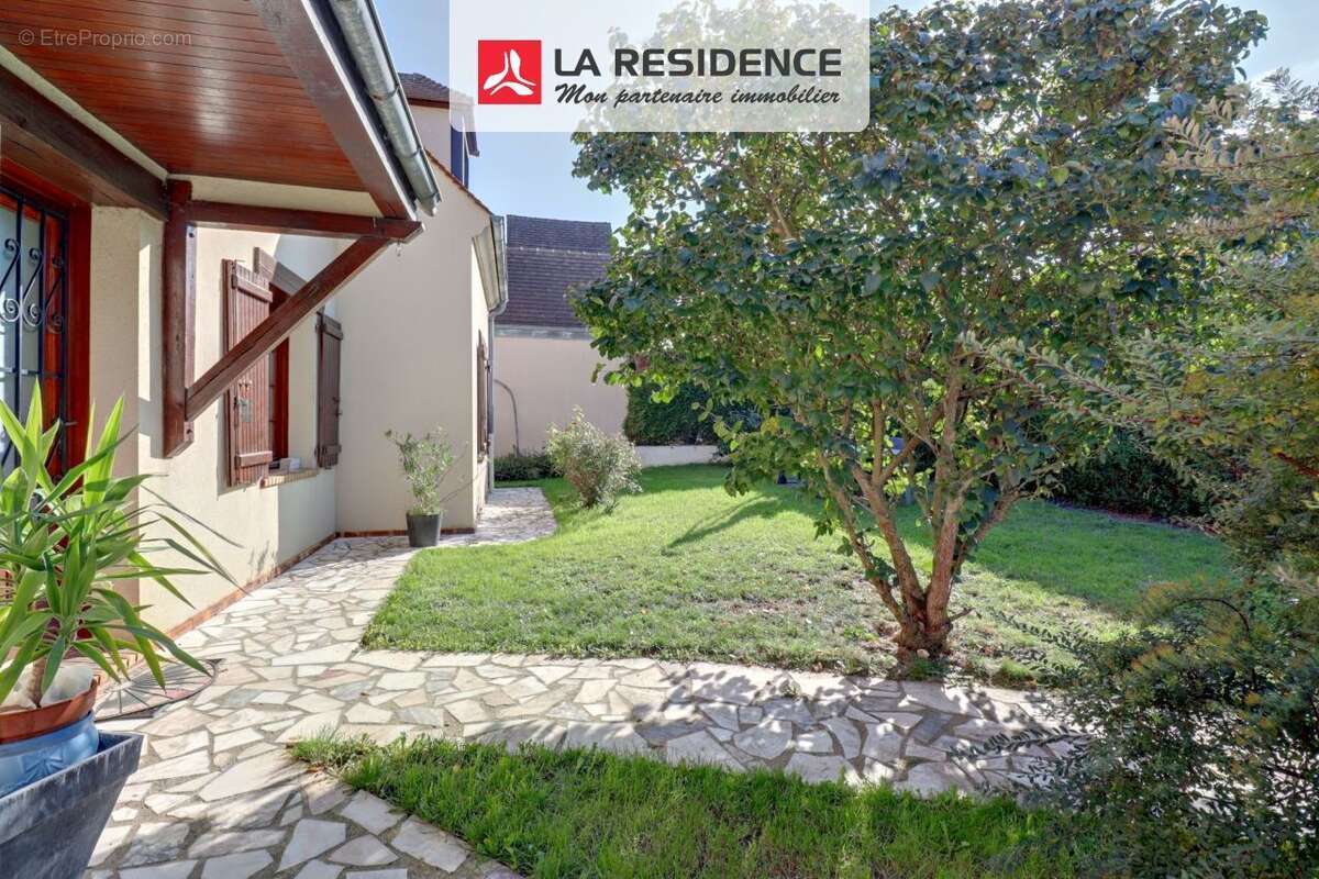 Maison à SAINT-GERMAIN-DE-LA-GRANGE