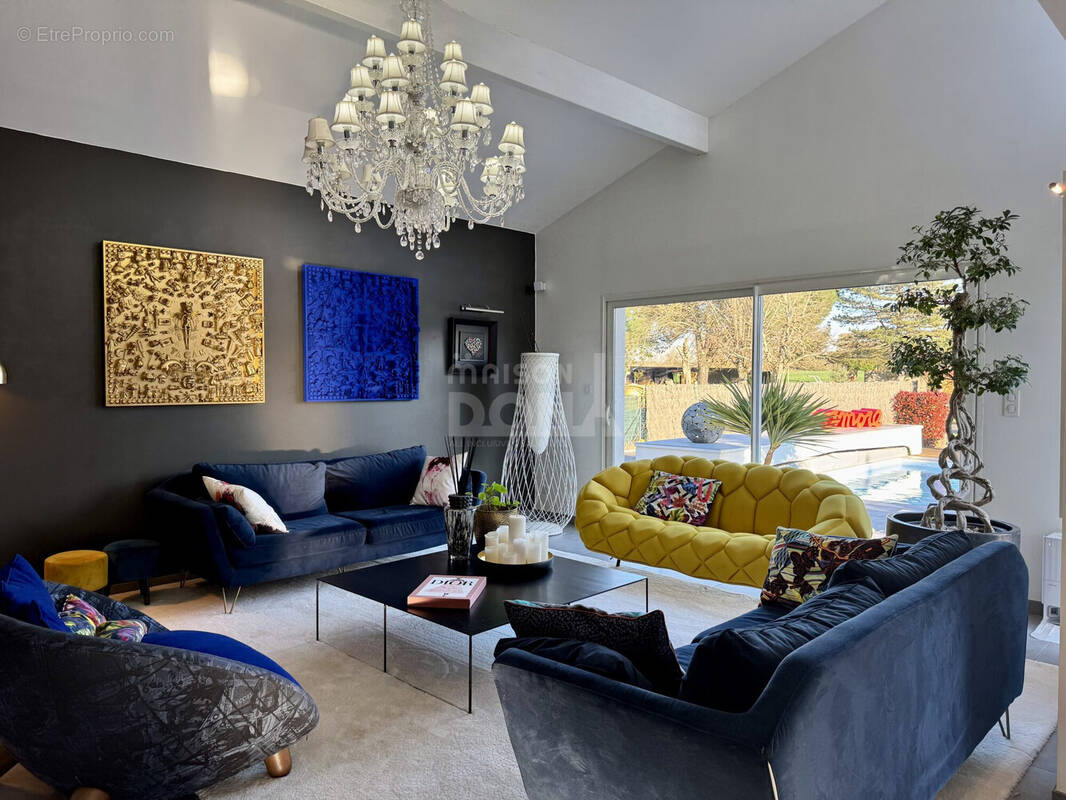 Maison à SAINT-JORY