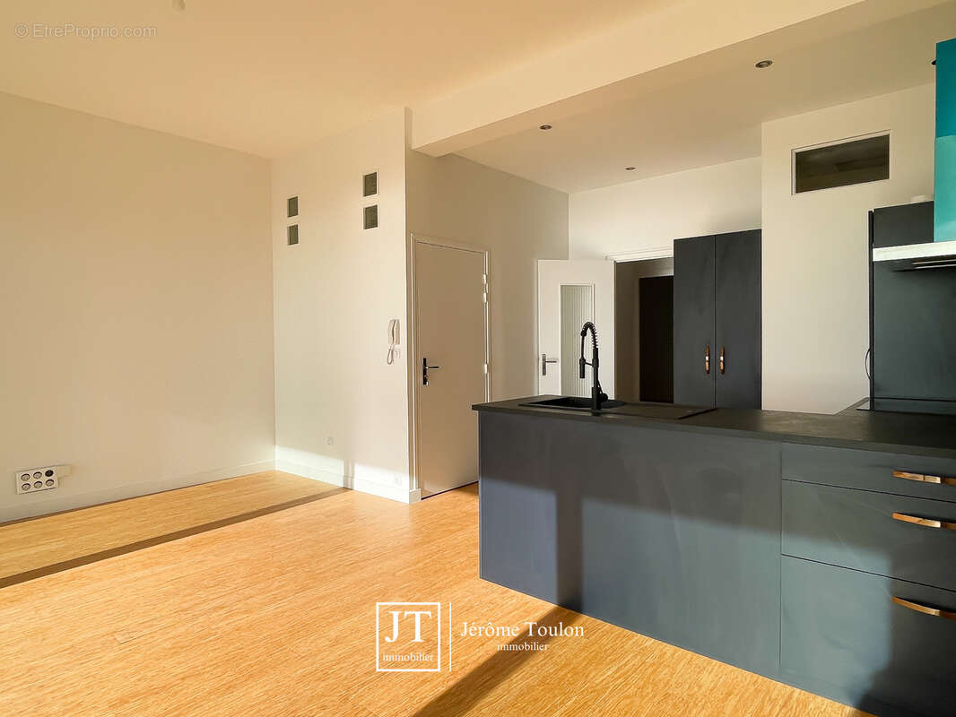 Appartement 59 m² à Royan  - photo 7