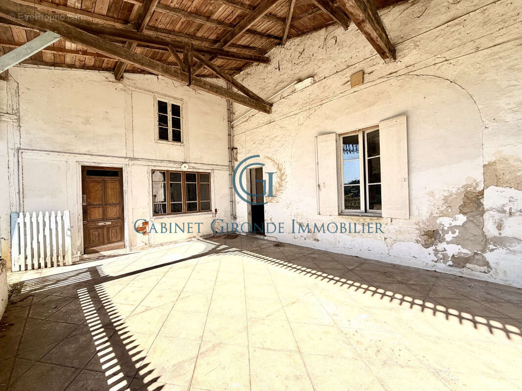Loupiac de la reole maison pierre 3 chambres bureau dependances terrain 2000 m2 - photo 2