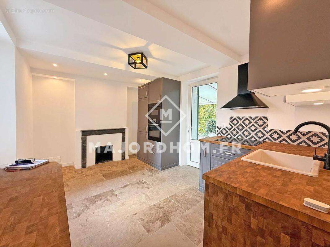 Maison à ROQUEVAIRE