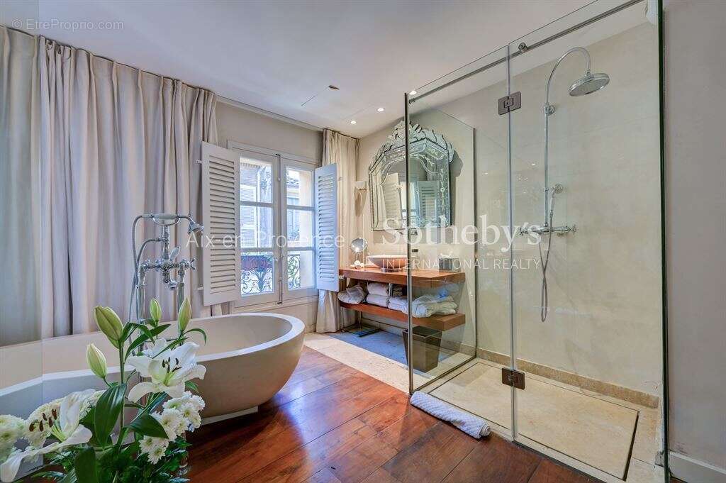 Maison à AIX-EN-PROVENCE