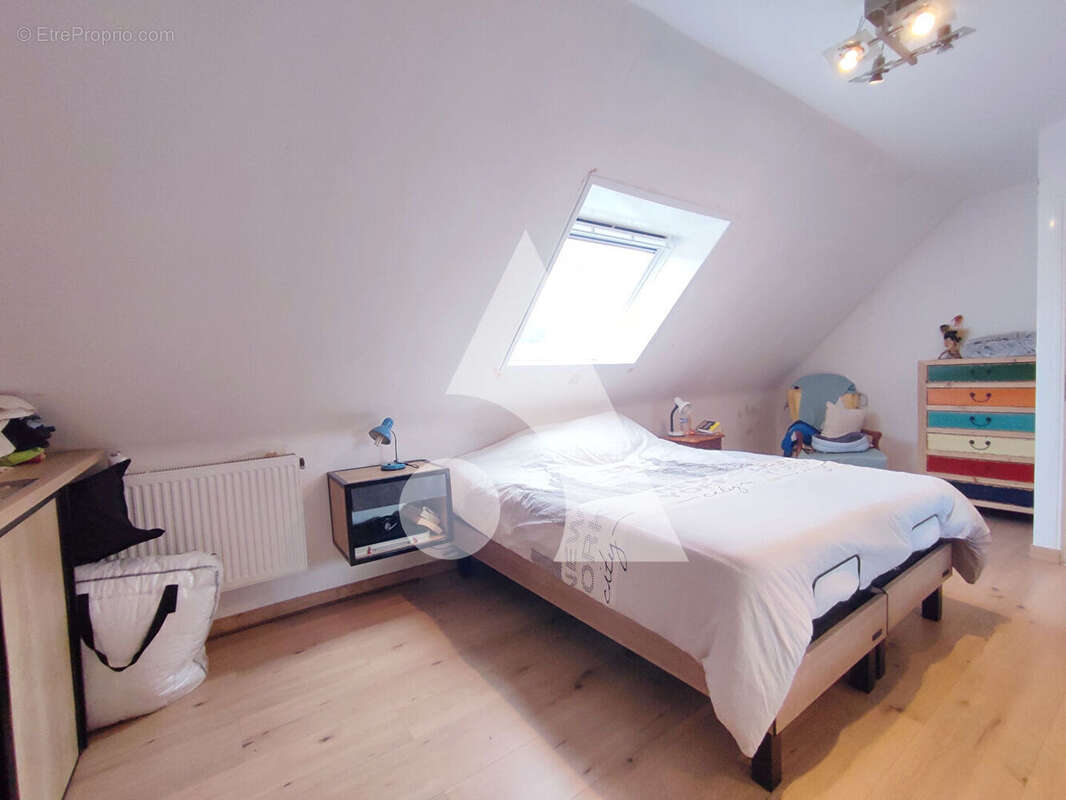 Maison à SAINT-MARTIN-AU-LAERT