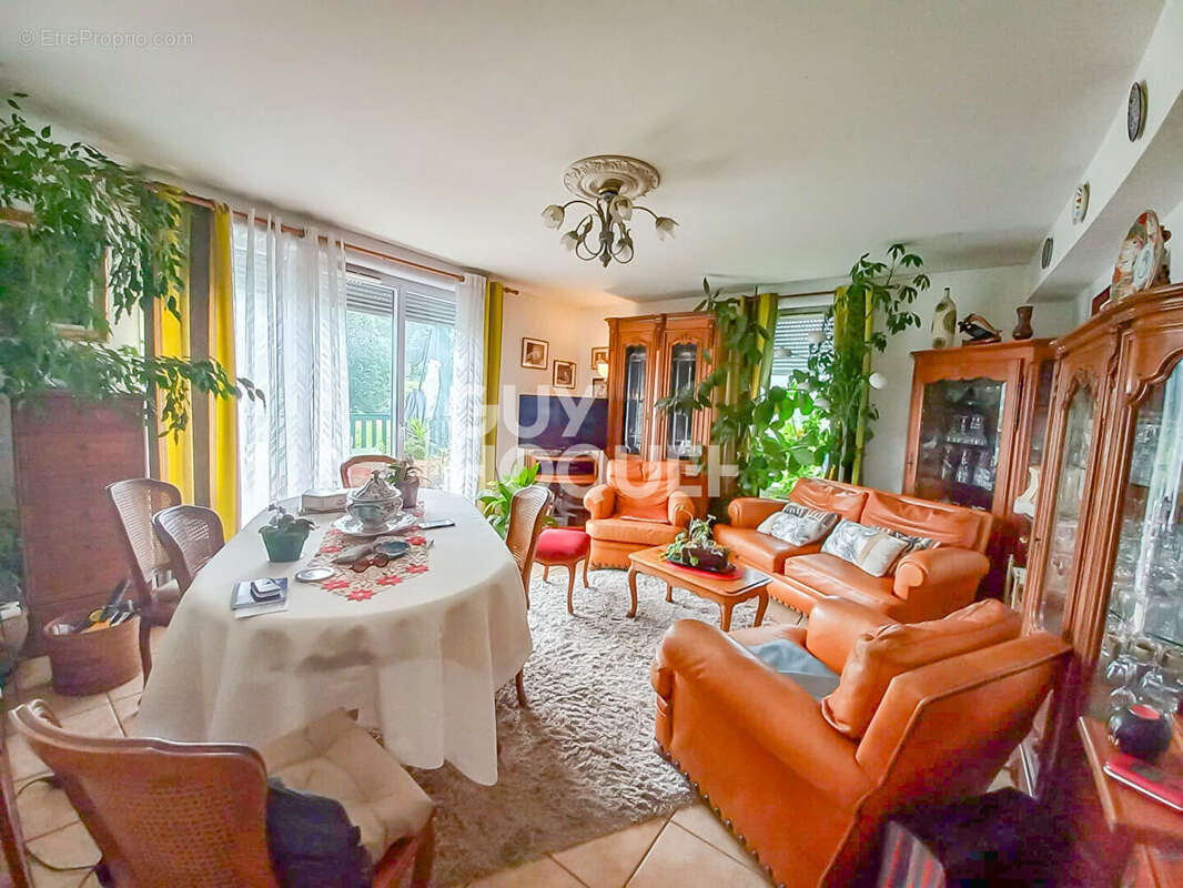 Appartement à CAMBO-LES-BAINS