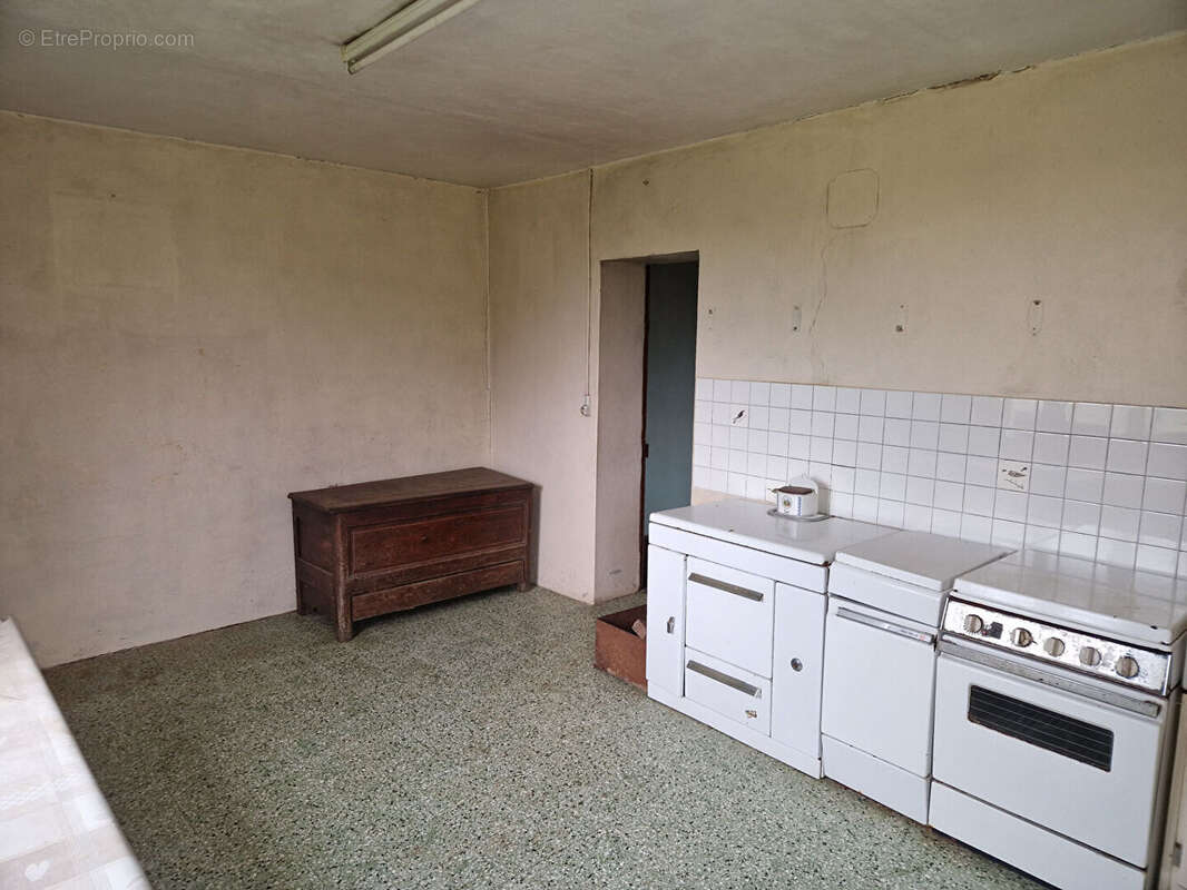 Maison à SAINT-ELIPH