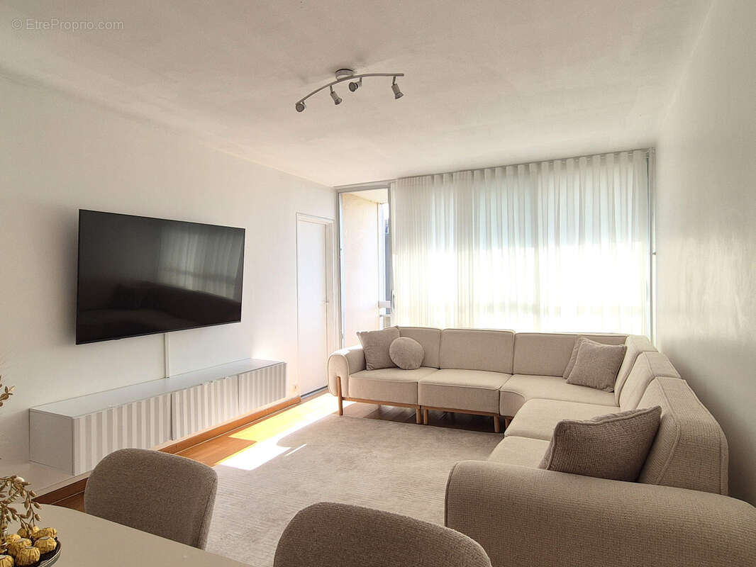 Appartement à LE MEE-SUR-SEINE