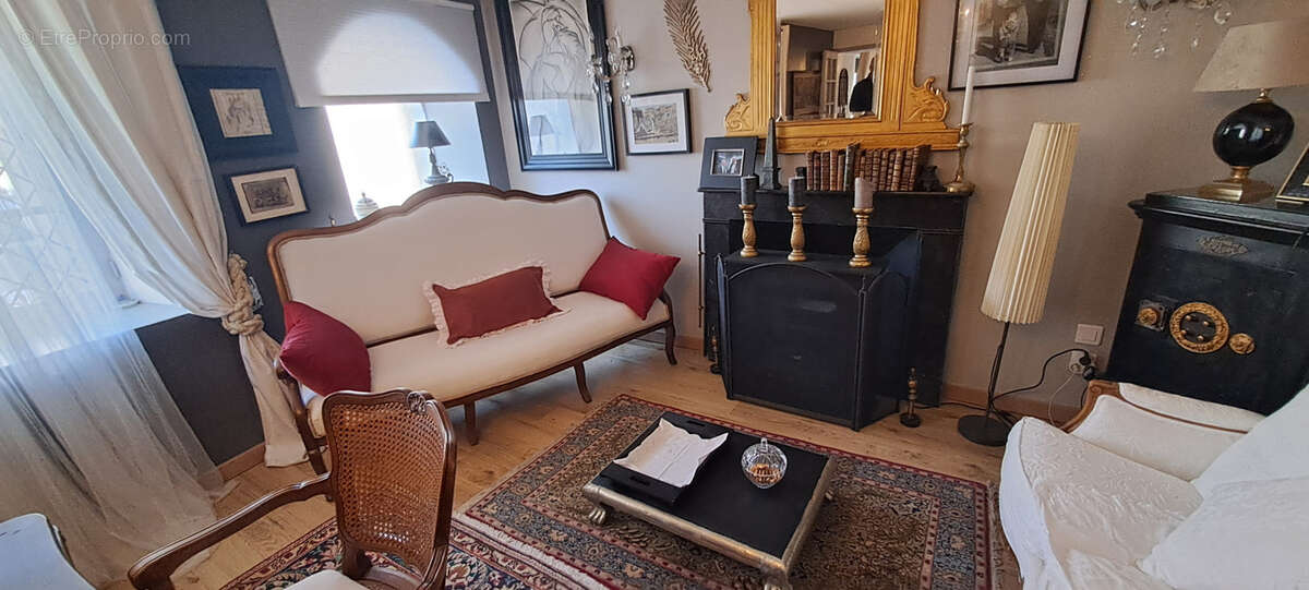 Maison à SAINT-MAURICE-NAVACELLES