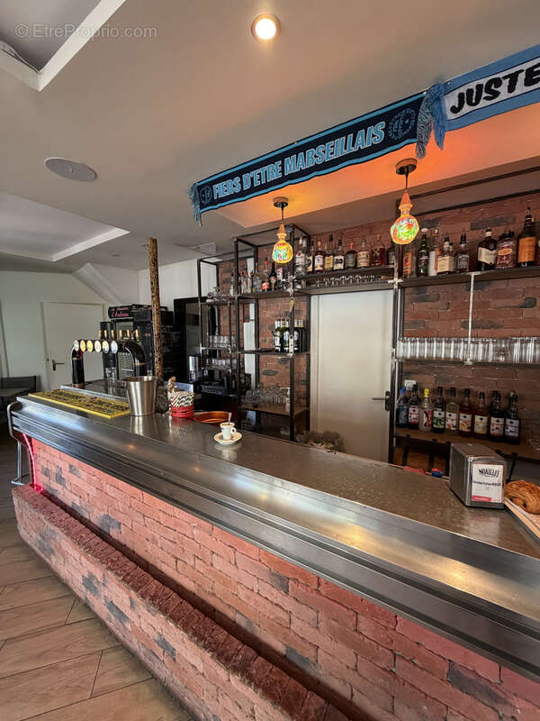 Commerce à MARSEILLE-6E