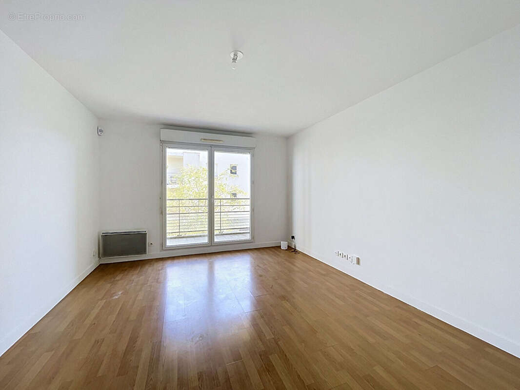 2 pieces secteur roissy proche t6 centre de chatillon - photo 2