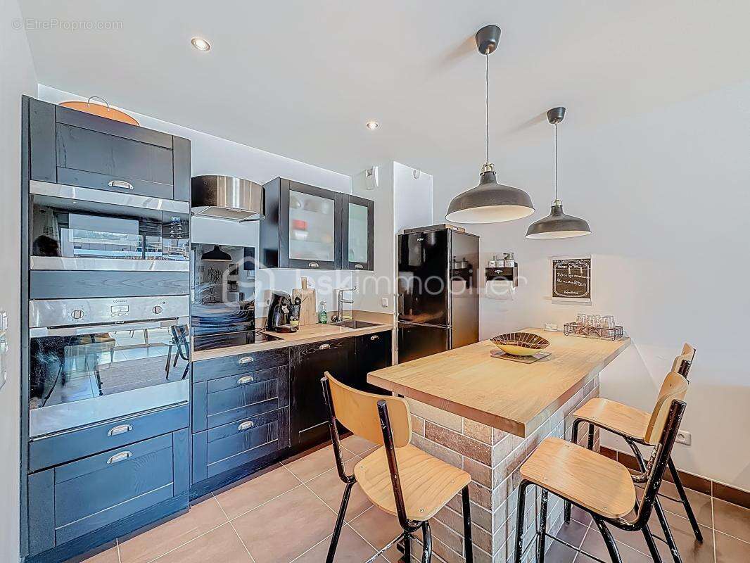 Appartement à LATTES