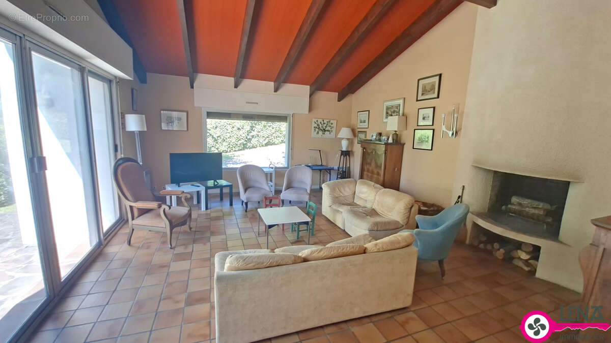 Maison à CIBOURE