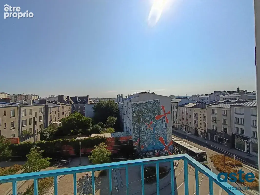Appartement T2 Dernier Étage - Vue Dégagée - Brest Recouvranc - photo 3