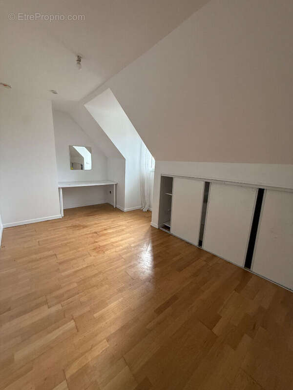 Maison à CORBEIL-ESSONNES